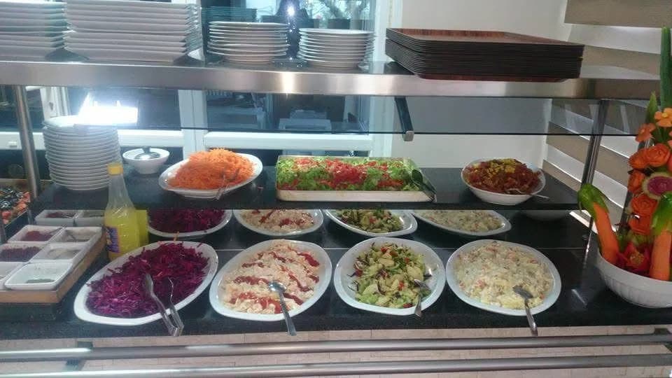 Elit Konaklama yemekhane salata ve yardımcı ürün seçenekleri